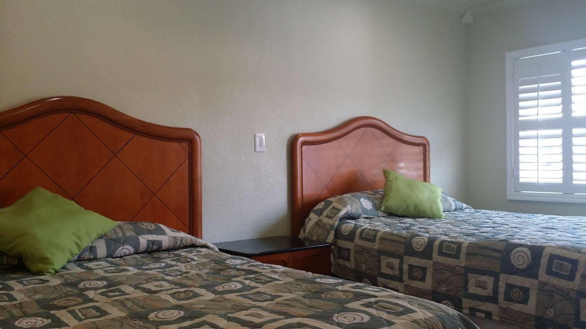 Travel Inn โอ๊กแลนด์ ภายนอก รูปภาพ